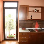 Sena Daire Pula