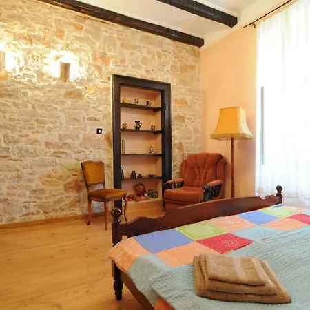 Sena Apartamento Pula